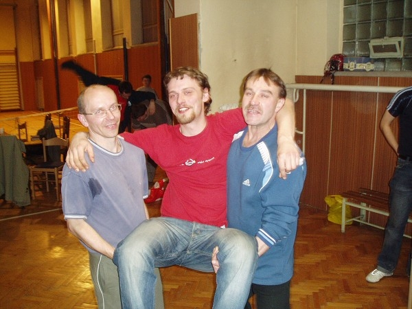 8bae22e7819d5d030796f5060183c20f.jpg